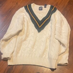 GAP Women’s V-Neck Cream Sweater with Green and Gold Trim. Vintage Y2K.